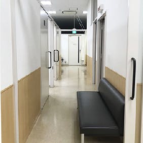 カワバタ内科待合室