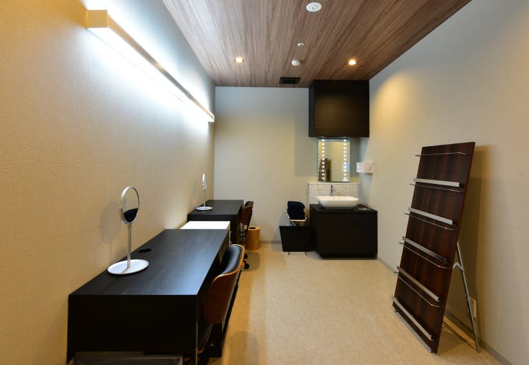 小田ひ尿器科ふみこ皮フ科処置室