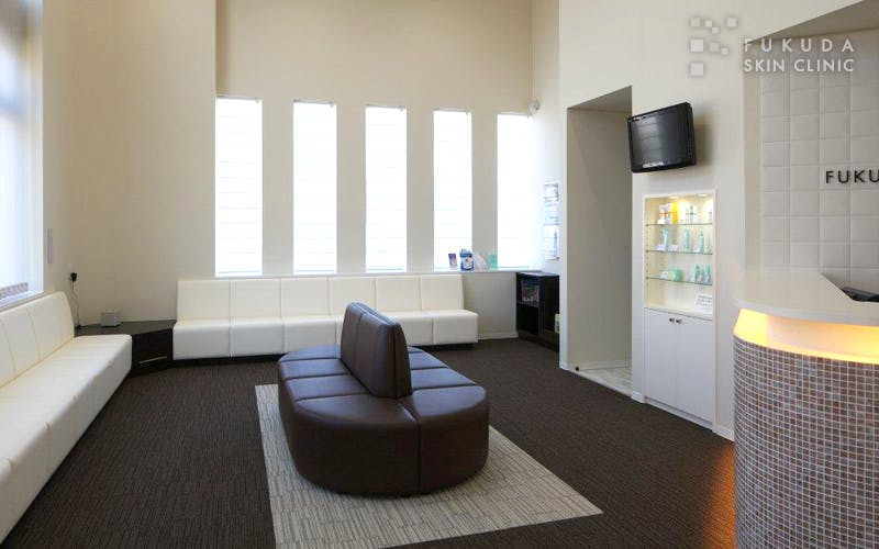 ふくだ皮フ科クリニック待合室