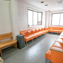 鈴木内科クリニック待合室