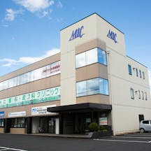 とみた眼科・皮フ科クリニック外観