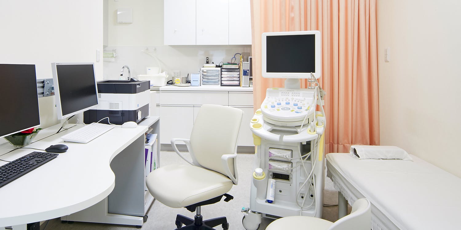 長島クリニック診察室