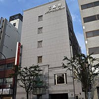 髙井レディースクリニック外観