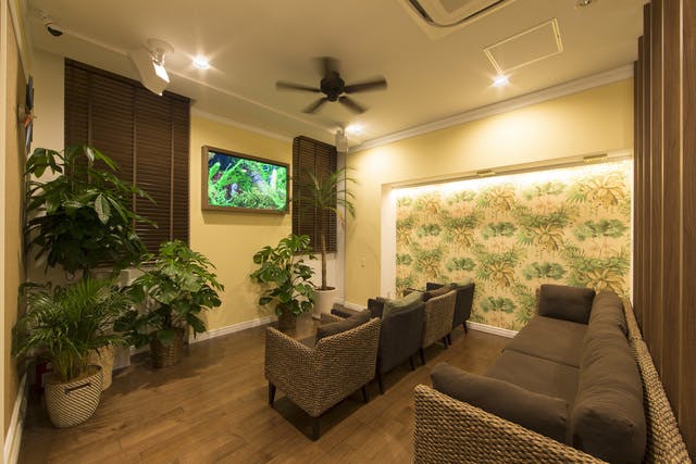 銀座お肌の診療所待合室