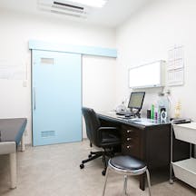 福永記念診療所診察室