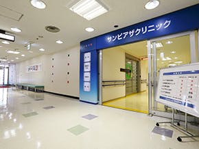 上杉皮膚科医院入口