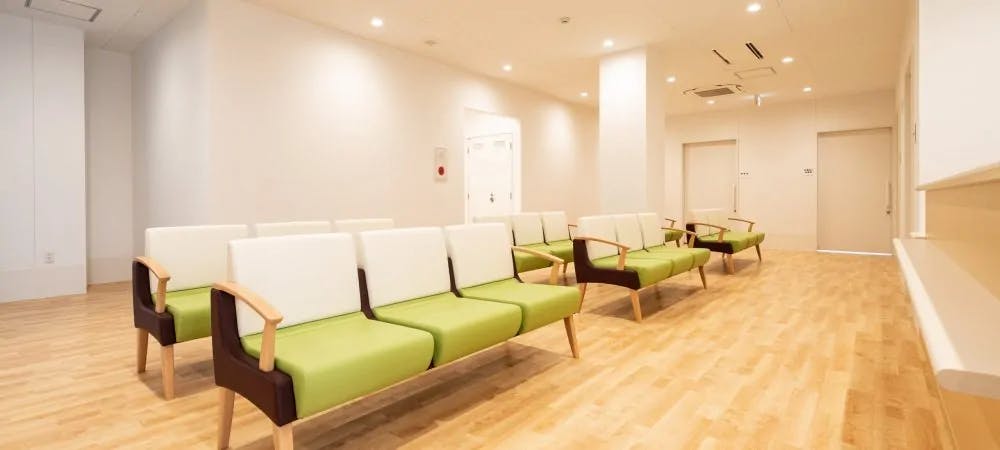 名取つちやま皮ふ科待合室