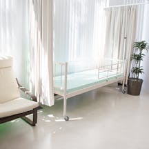 こまい腎・泌尿器科クリニック処置室