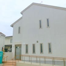 高島平平井皮膚科外観