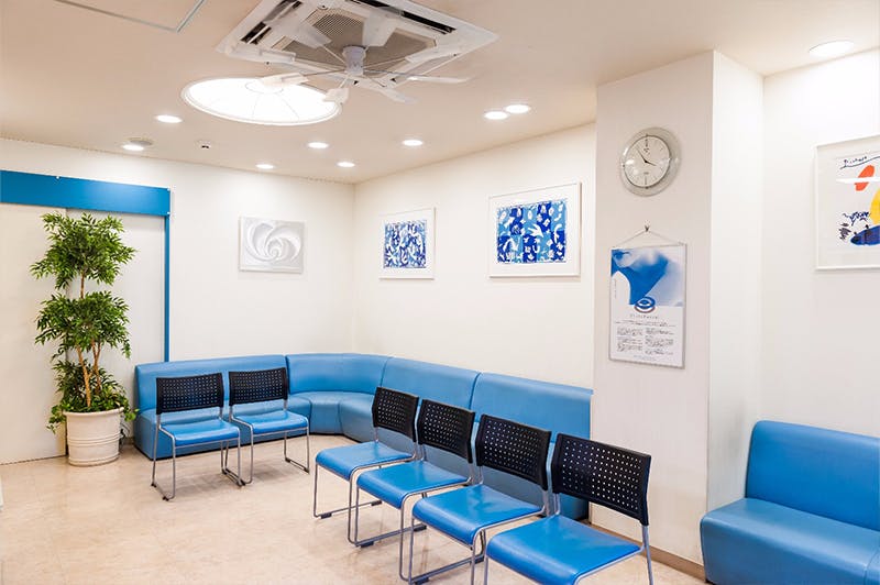 マリンクリニック待合室