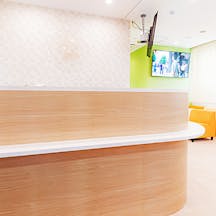 さいたま新都心ジャガークリニック受付