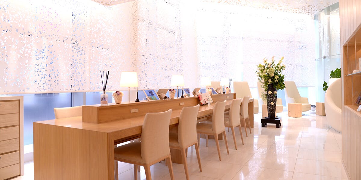 クオーツホワイトデンタルクリニック待合室