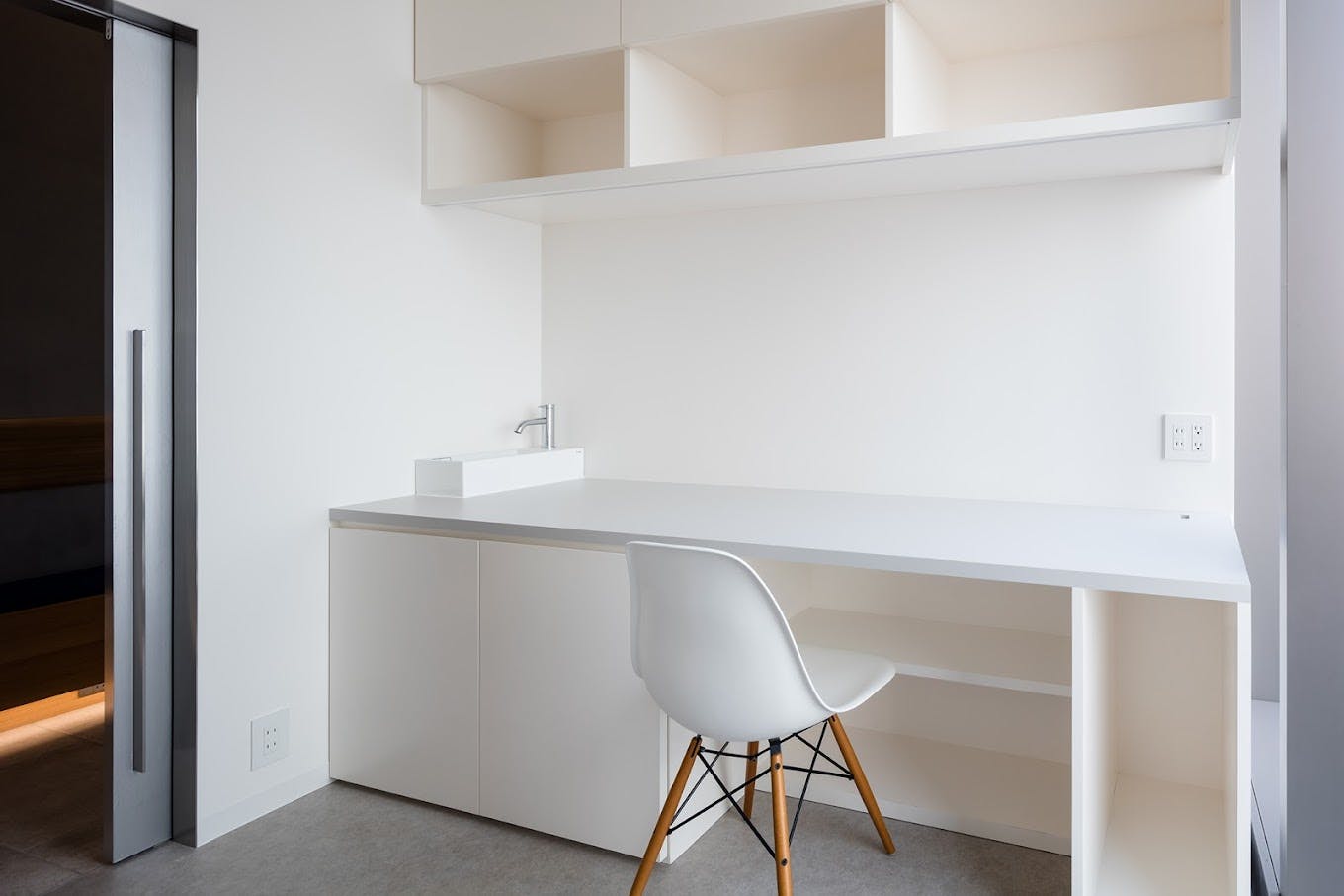 あおい皮膚科・駅ナカ上野毛待合室