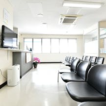 愛和クリニック待合室