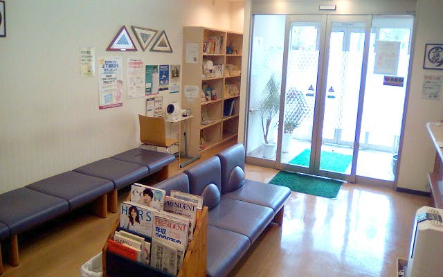 田中クリニック待合室