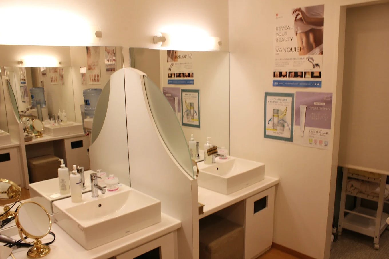 ドクターコバ(Dr.COBA) 名古屋院メイクルーム