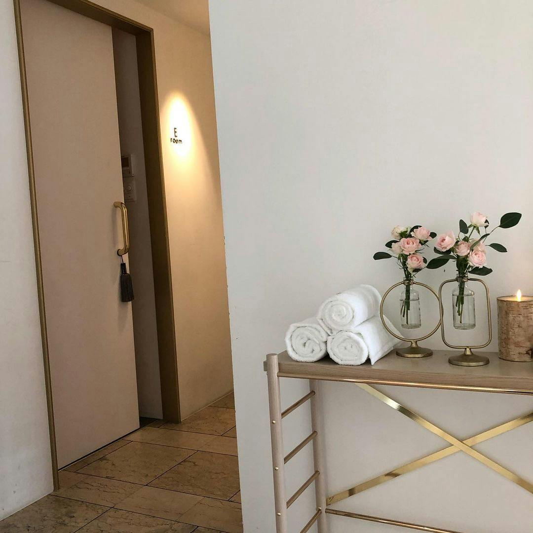 芦屋デコルテクリニック内観