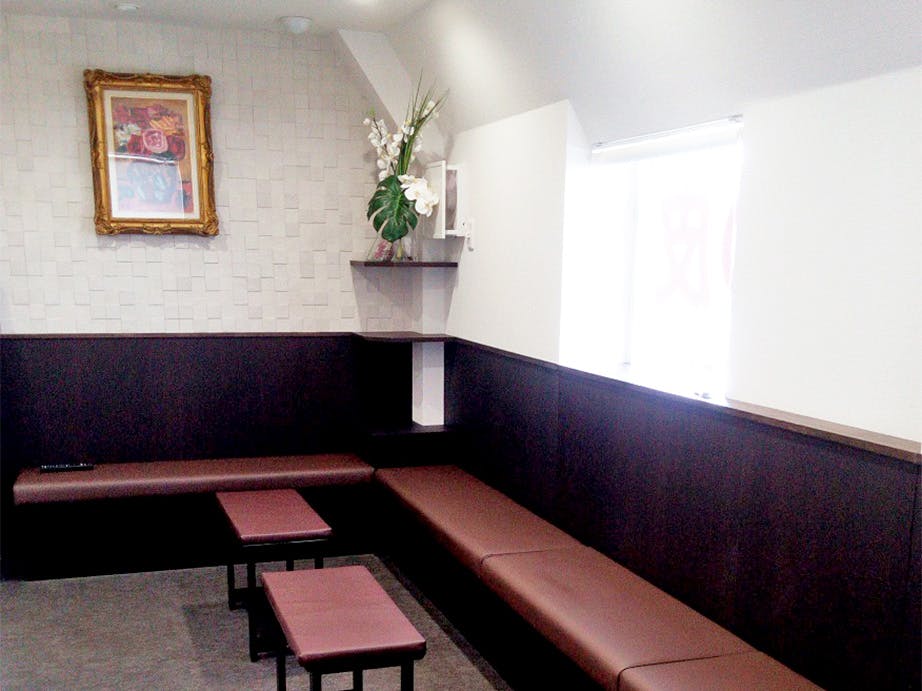 まりこの皮フ科待合室