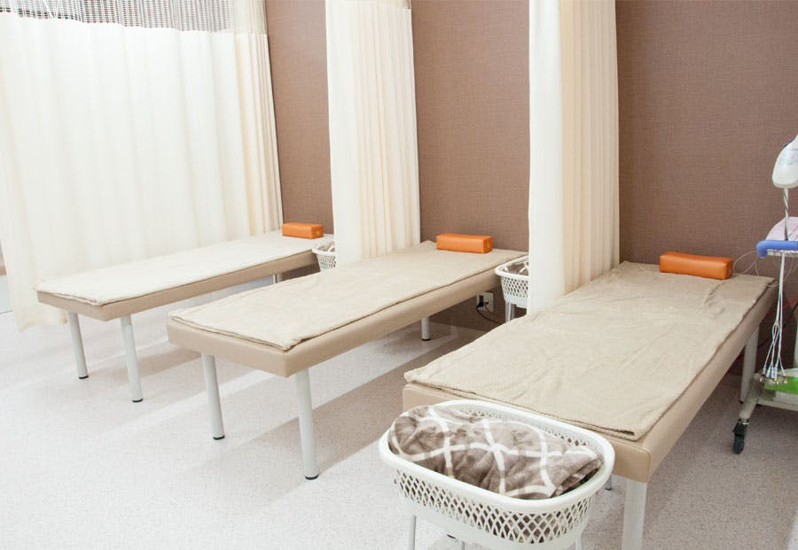 すぎやま内科クリニック処置室