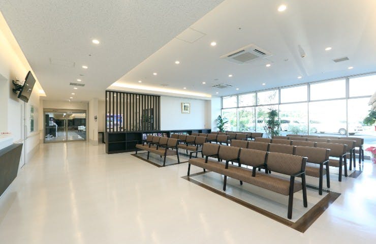 前原整形外科リハビリテーションクリニック待合室