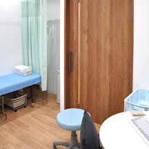 いとう皮膚科クリニック診察室