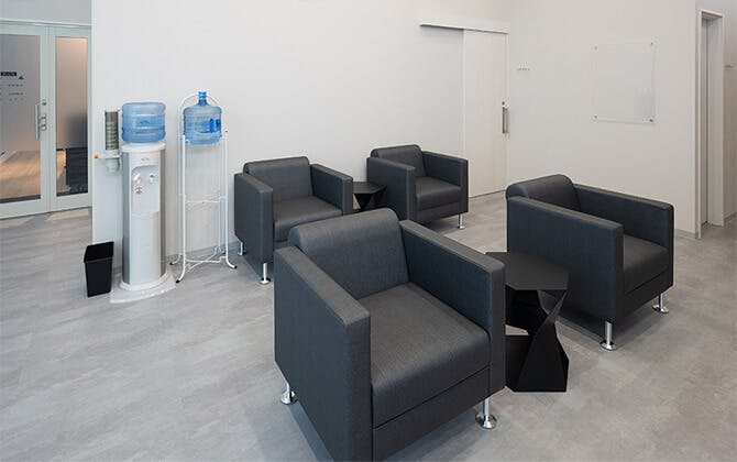 メンズエミナル 心斎橋院待合室