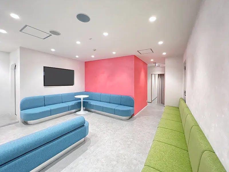 フレイアクリニック千葉院待合室