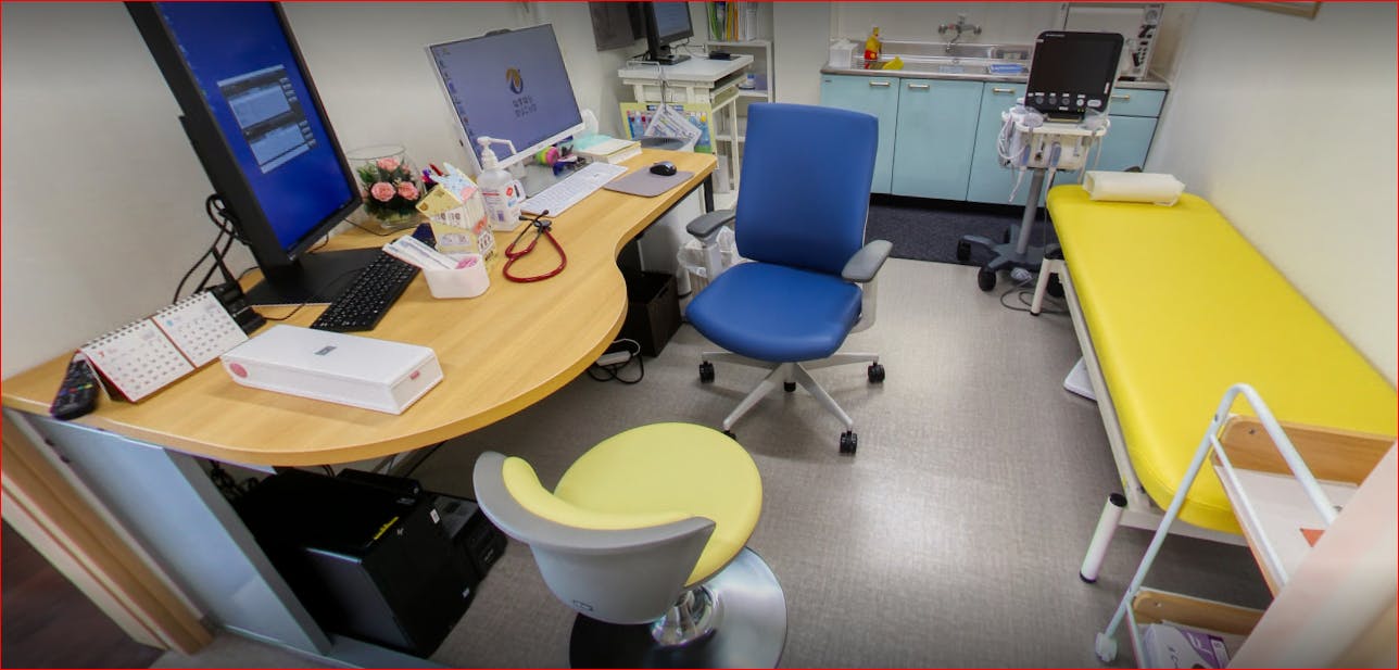 なすはらクリニック診察室