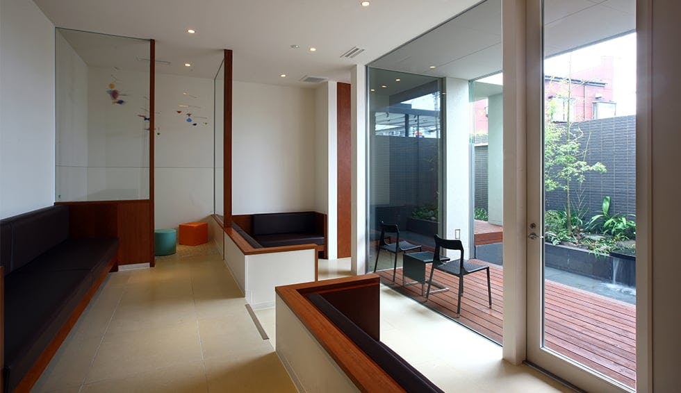 あい皮膚科クリニック待合室2