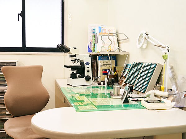 仲皮フ科クリニック診察室