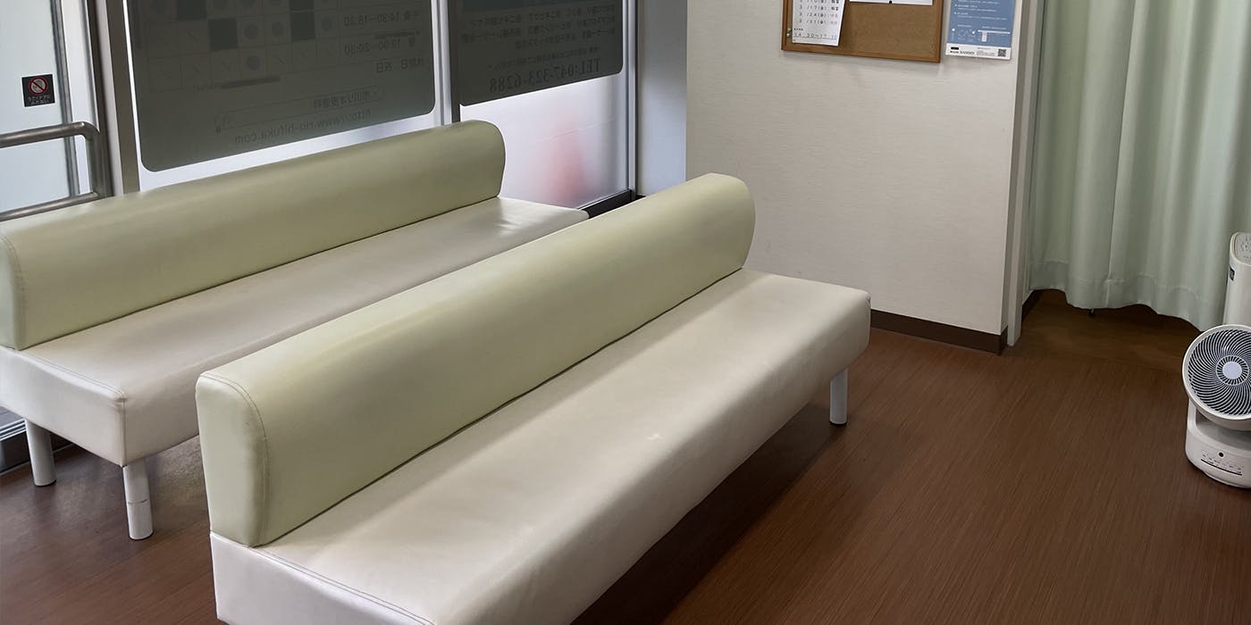 市川リオ皮膚科(市川Rio皮膚科)待合室