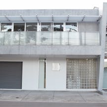 井の頭公園前ヒフ科外観