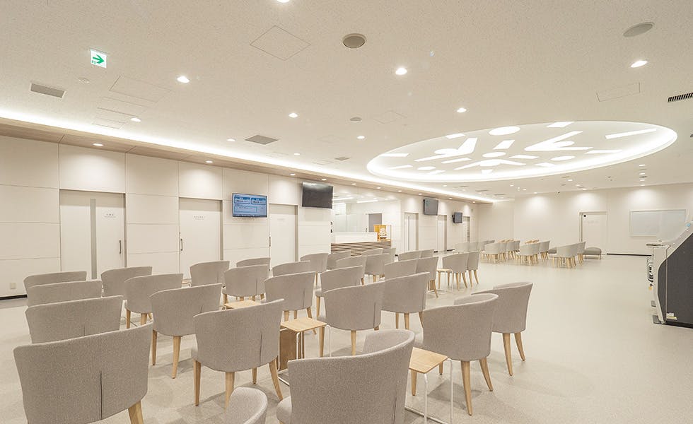 エールホームクリニック長岡待合室