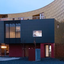 あおき皮フ科外観