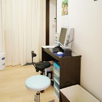 こうよう皮フ科診察室