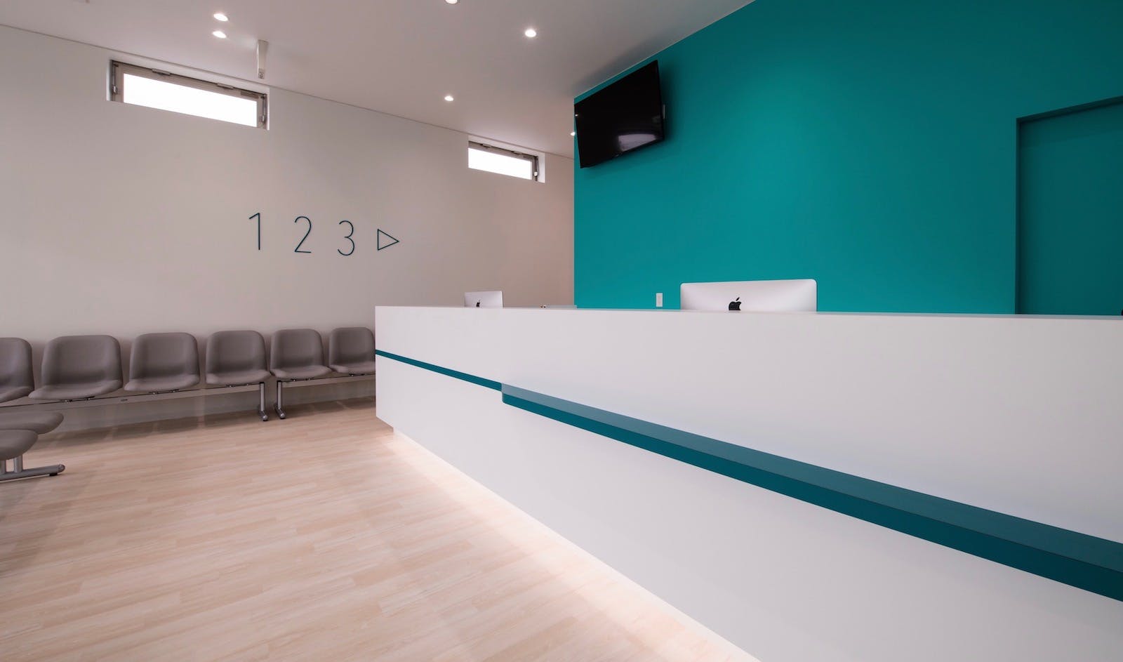 緑かごやま皮膚科クリニック受付