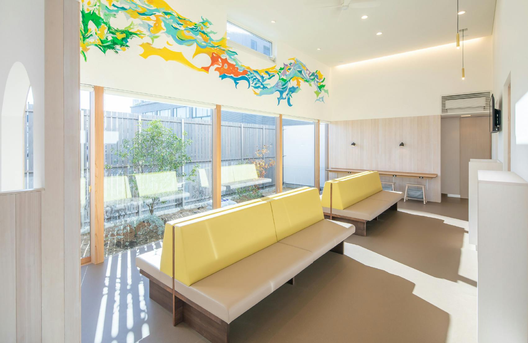 ふくなが皮膚科待合室