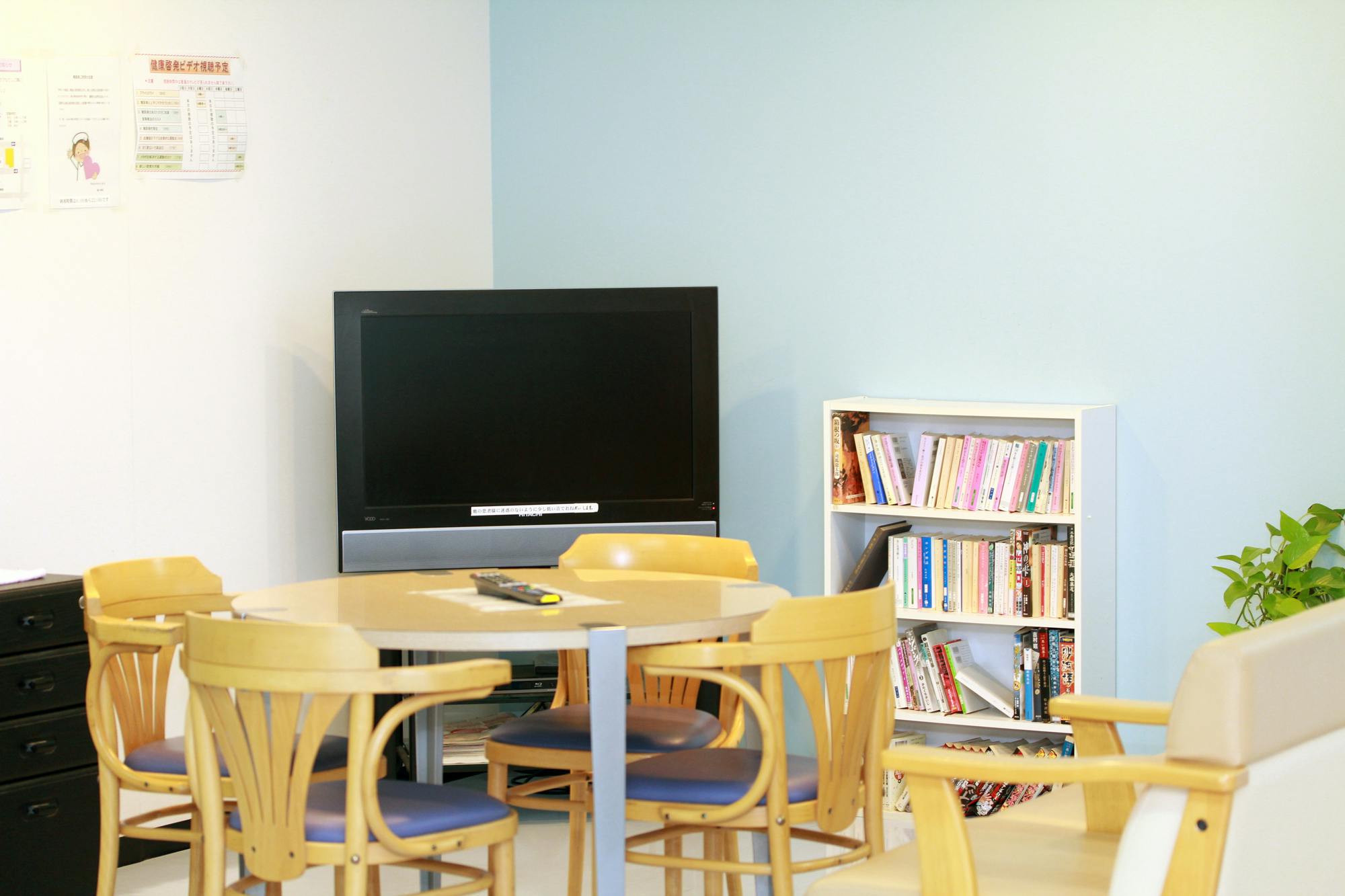 樋口医院待合室