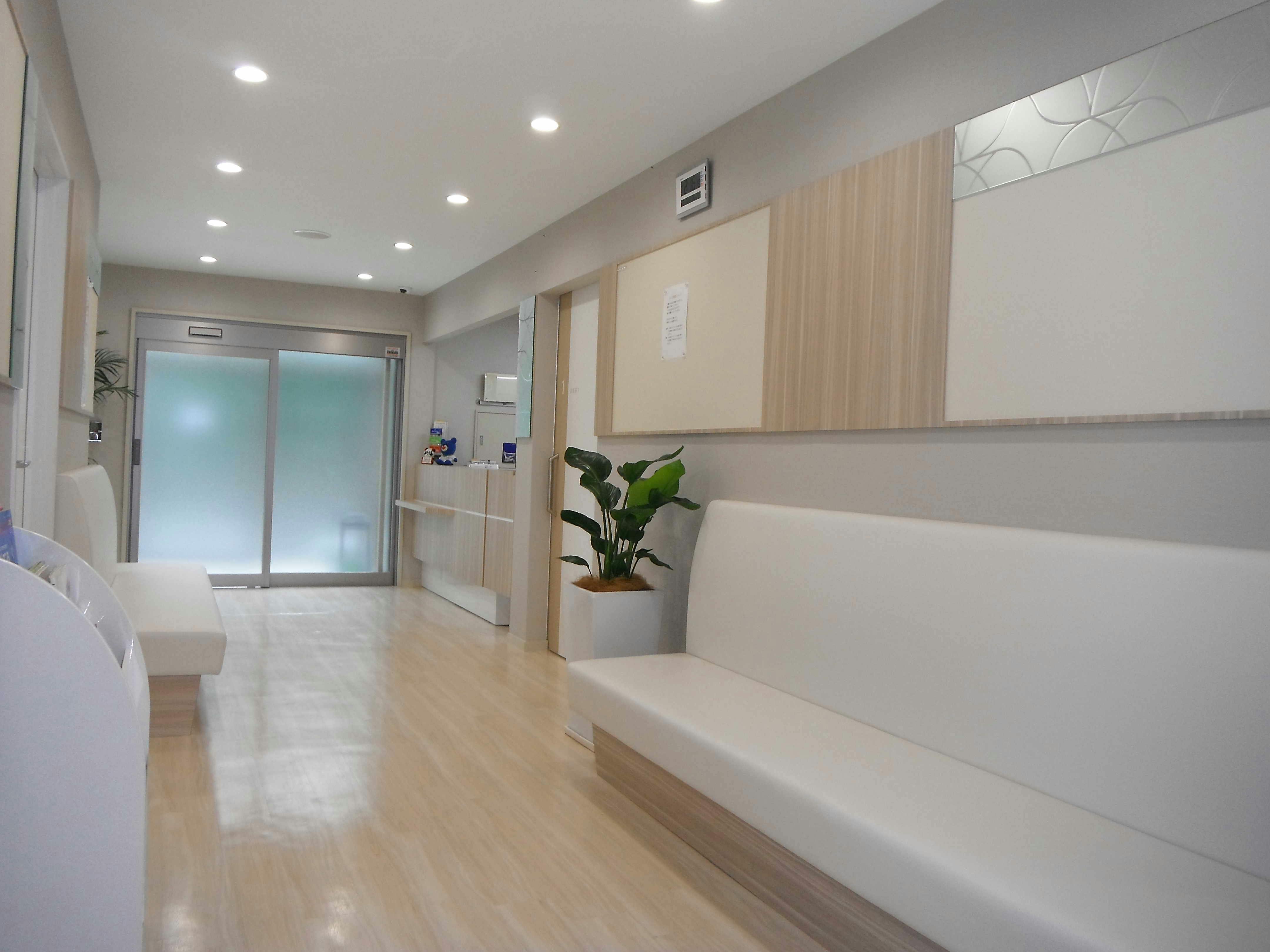 西田医院待合室