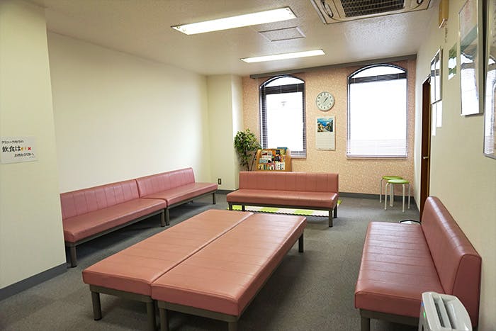 耳鼻咽喉科ヒロクリニック待合室