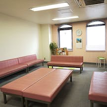 耳鼻咽喉科ヒロクリニック待合室