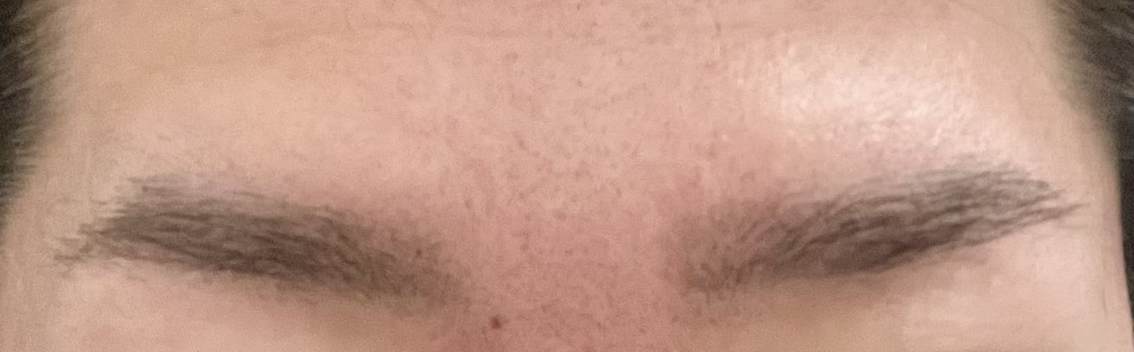 ナチュラルアートメイク東京 新宿院で眉アートメイクを受けたまおさんの写真