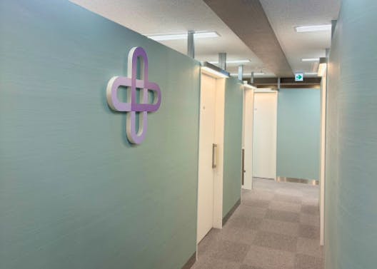 UB CLINIC(UBクリニック)  横浜廊下