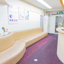 松田クリニック待合室