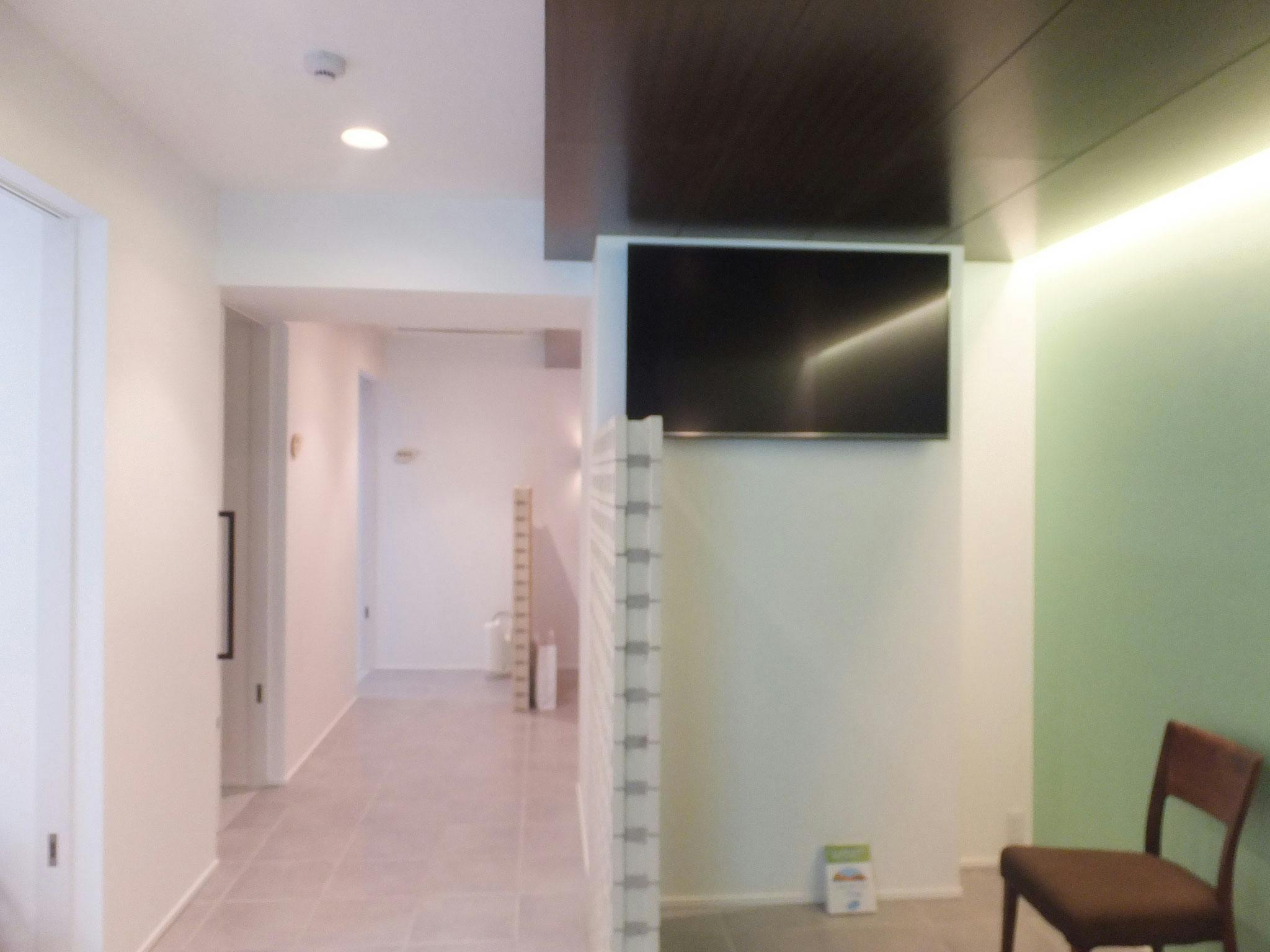 動坂下泌尿器科クリニック廊下