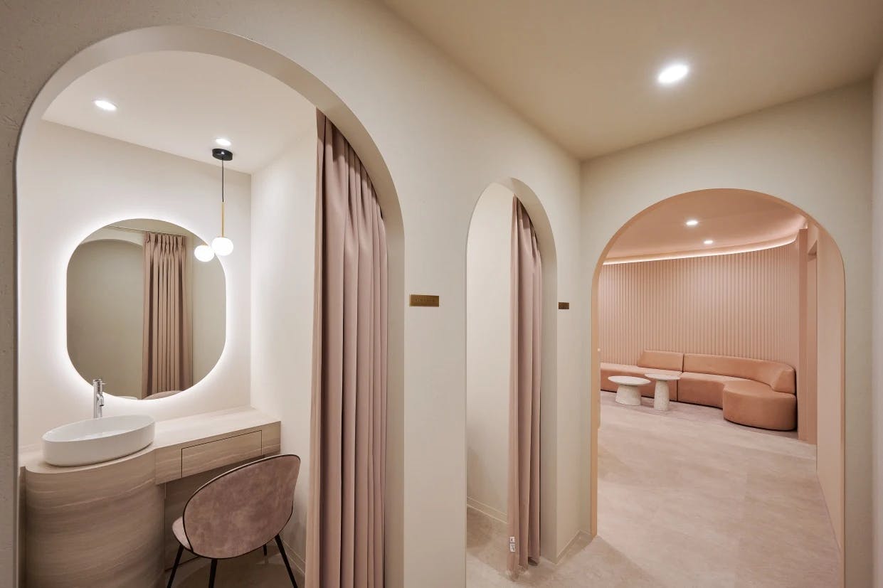 ヴェルトラクリニック新宿院(VERTRA CLINIC)店舗画像