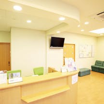 はるひ野皮フ科クリニック受付