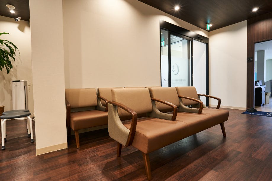 所沢整形外科ペインクリニック待合室