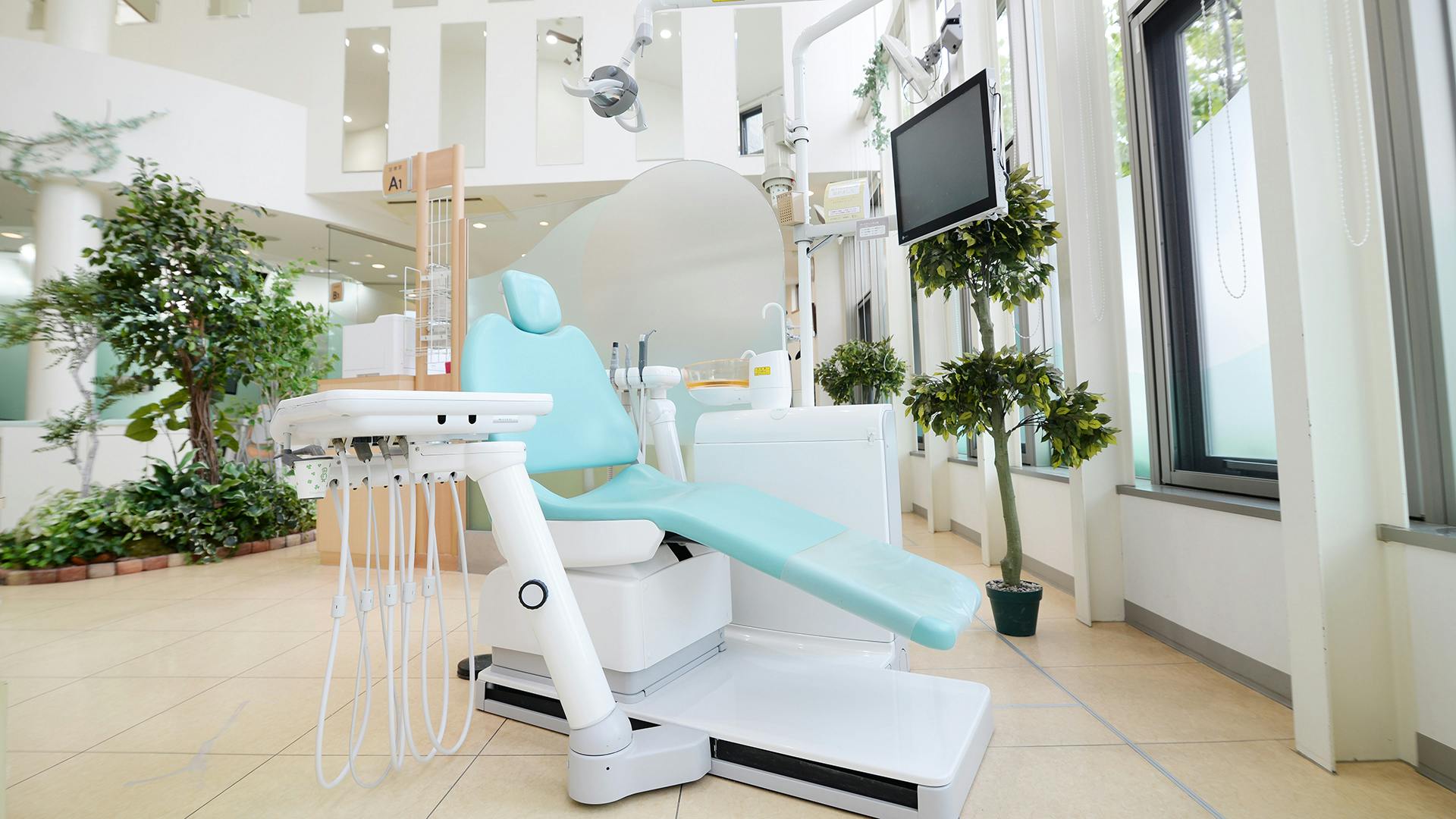 まつむら歯科 新津診療所診察台