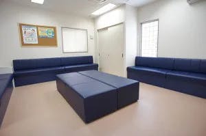 福田クリニック待合室